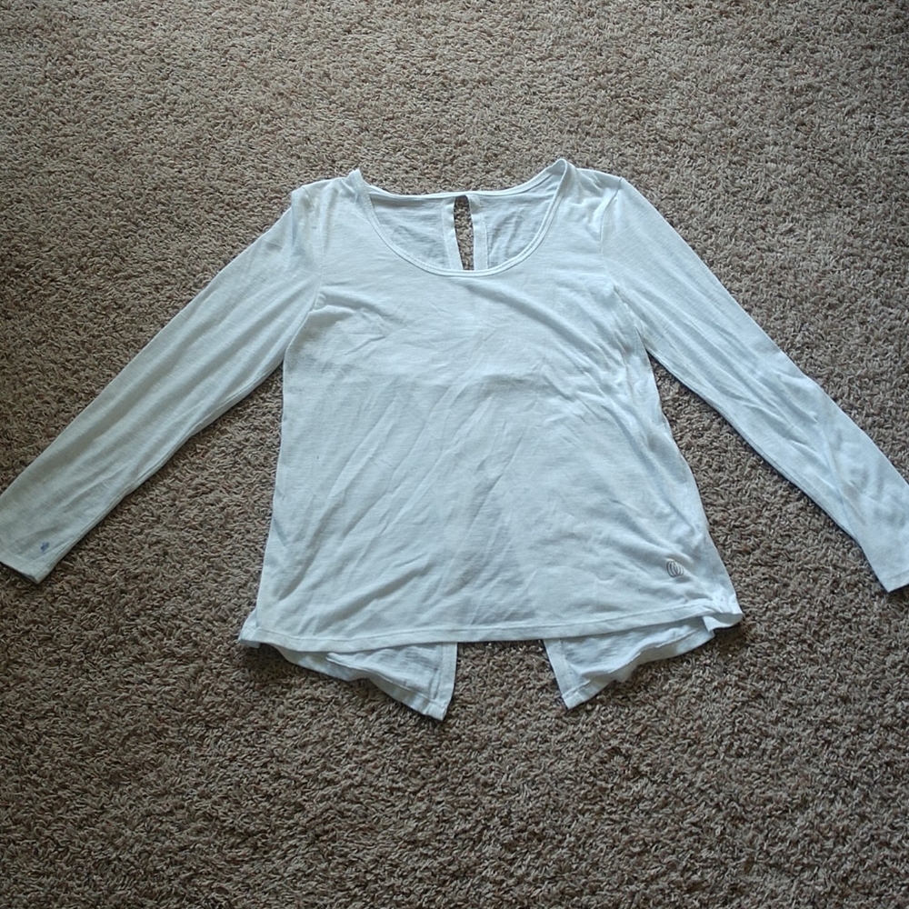 Split back active wear top